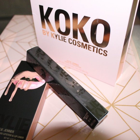 SOLD!💋Kylie Cosmetics Mini Bare Matte Lip Kit - Picture 10 of 14